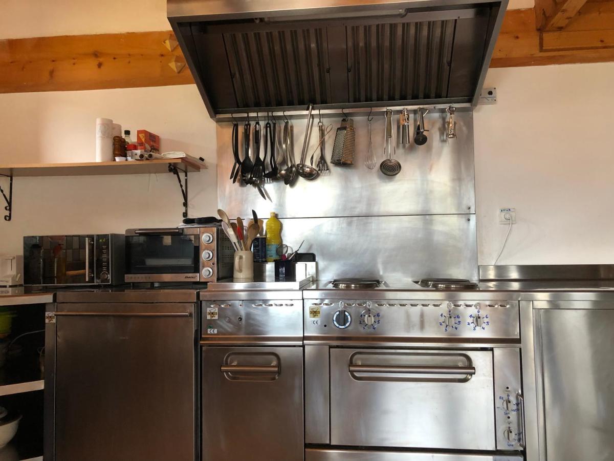 Central Hostel Châtel 외부 사진