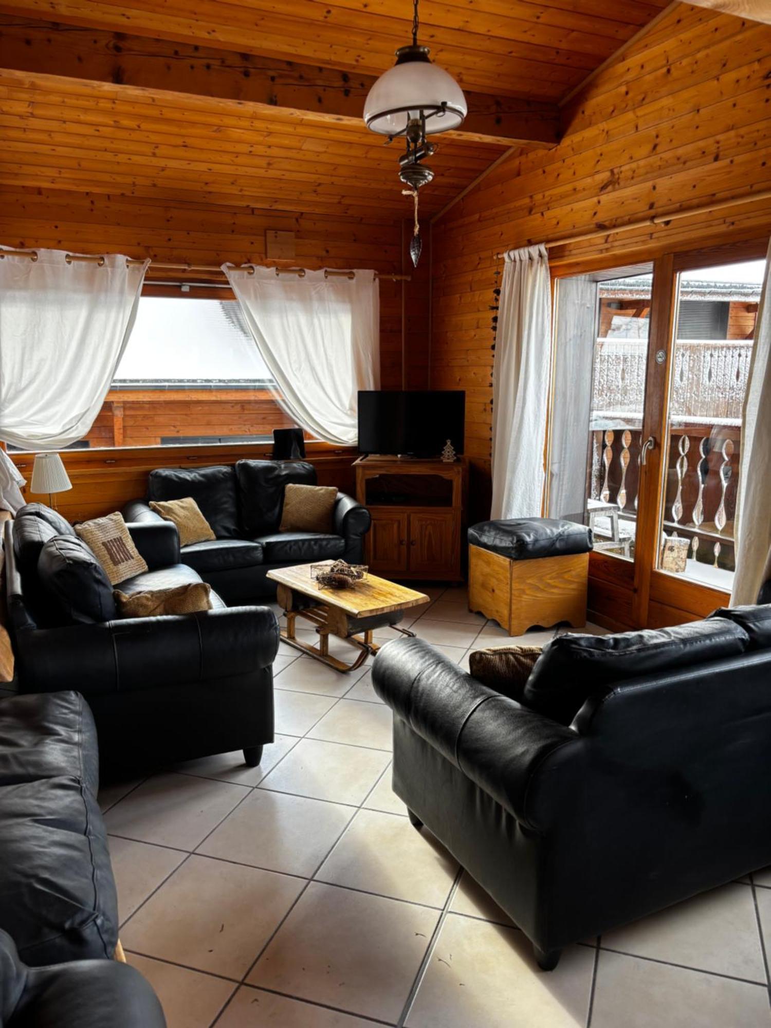 Central Hostel Châtel 외부 사진